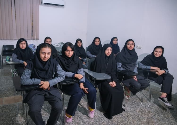 متوسطه دوره اول پلکان