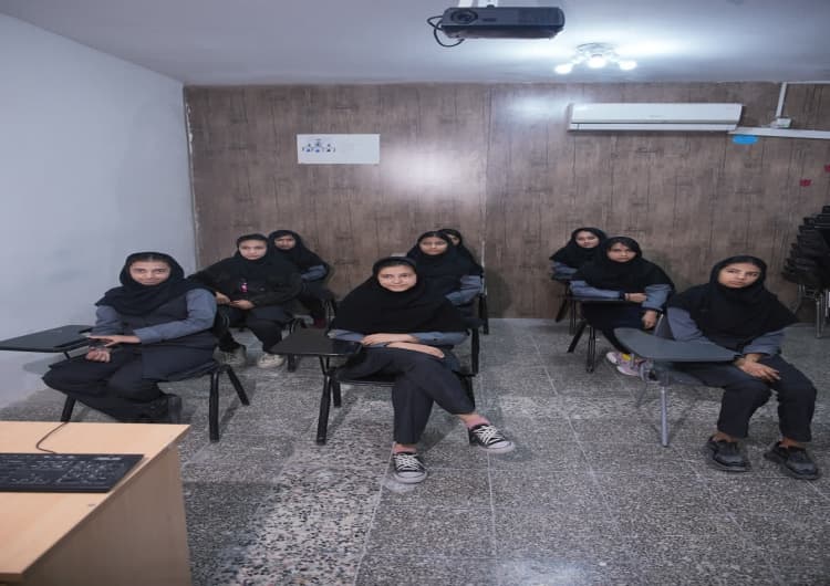 متوسطه دوره اول پلکان
